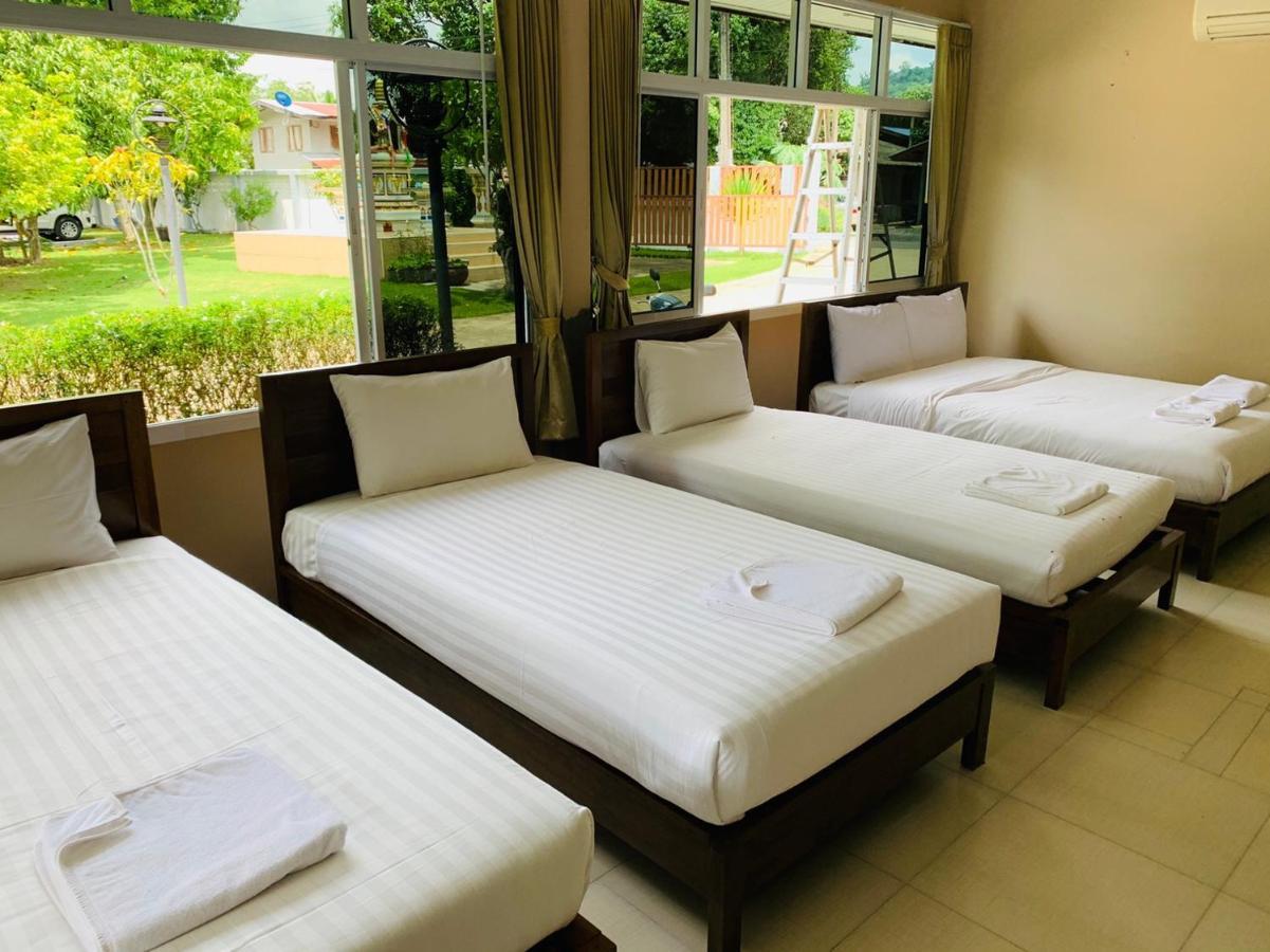 Baan Suan Khun Yaiy Hotell Ban Wang Takhrai Eksteriør bilde