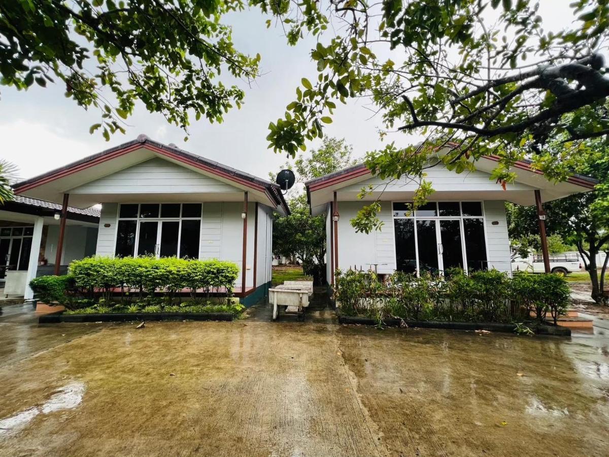 Baan Suan Khun Yaiy Hotell Ban Wang Takhrai Eksteriør bilde