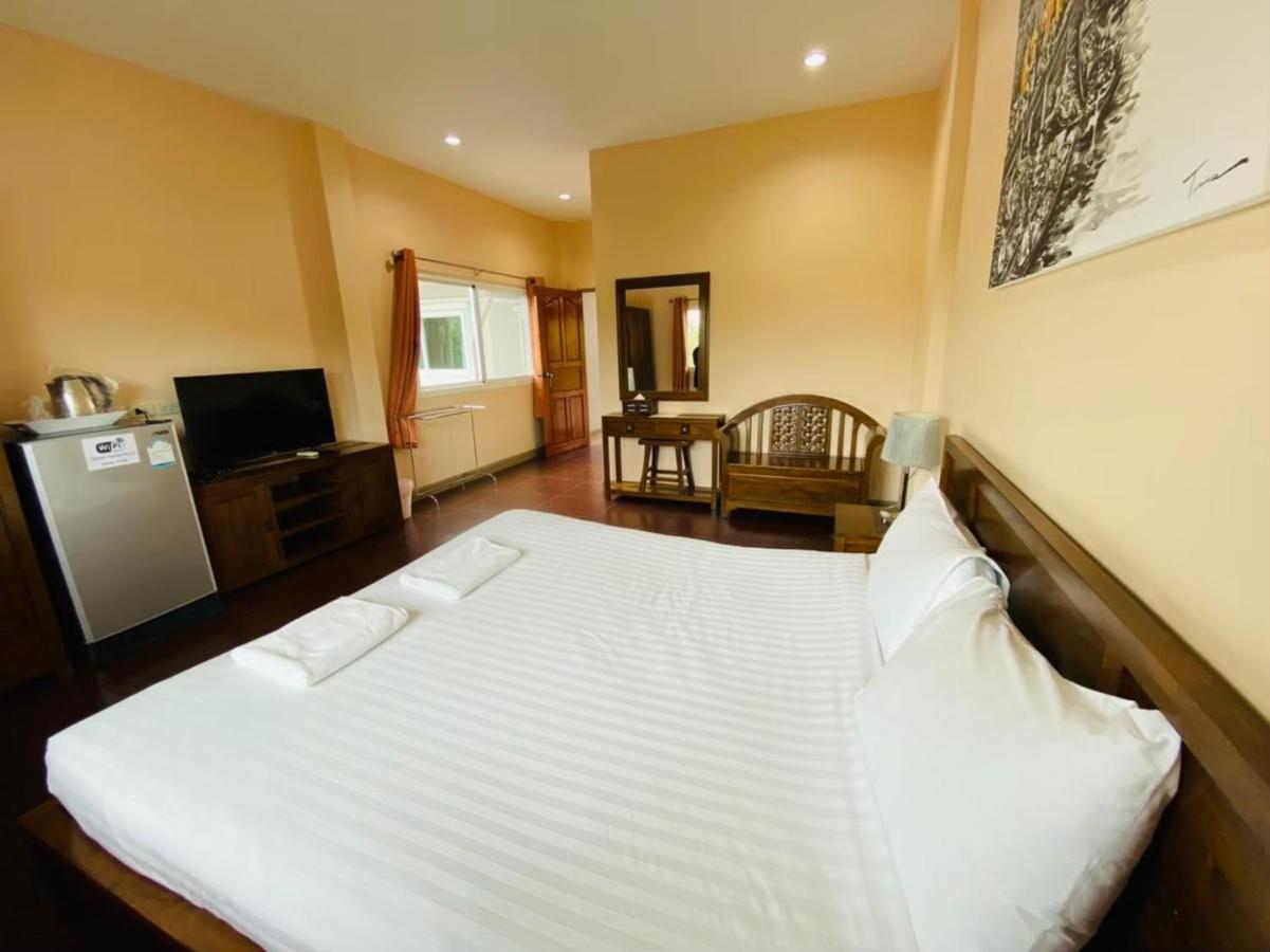 Baan Suan Khun Yaiy Hotell Ban Wang Takhrai Eksteriør bilde
