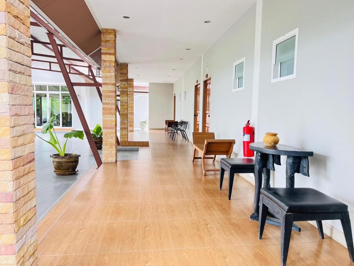 Baan Suan Khun Yaiy Hotell Ban Wang Takhrai Eksteriør bilde