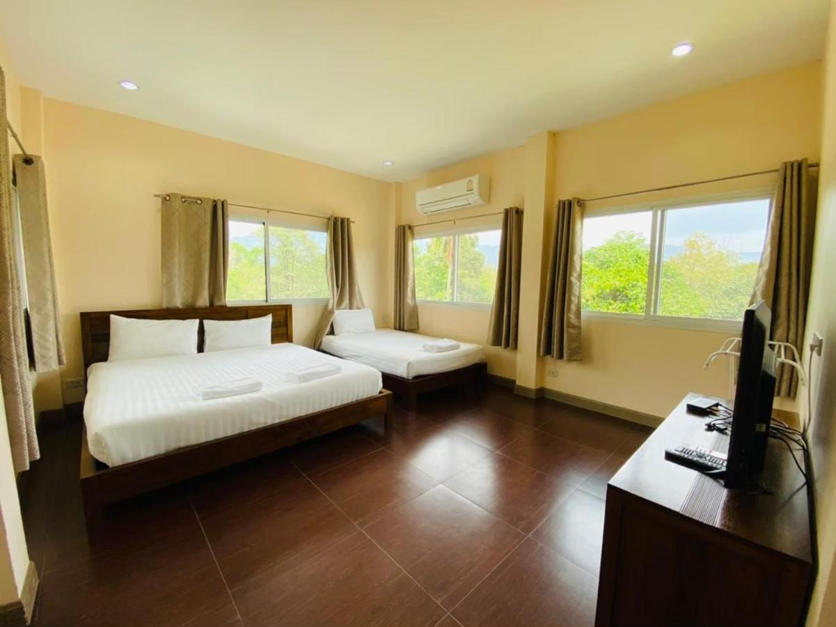 Baan Suan Khun Yaiy Hotell Ban Wang Takhrai Eksteriør bilde