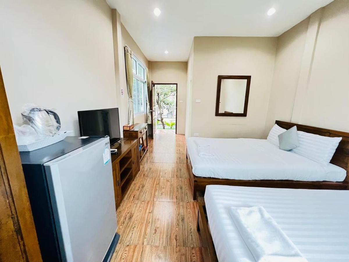 Baan Suan Khun Yaiy Hotell Ban Wang Takhrai Eksteriør bilde