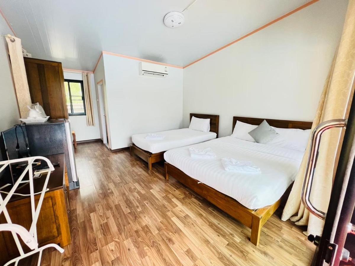 Baan Suan Khun Yaiy Hotell Ban Wang Takhrai Eksteriør bilde